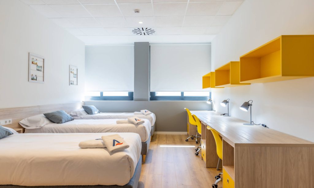 Soccer Academy Barcelona Options: Full Boarding, Short Stay, or Day Program?